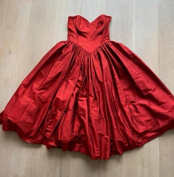 Zijde jurk M studio shabanou nieuwstaat, Kleding | Dames, Maat 38/40 (M), Galajurk, Ophalen of Verzenden, Zo goed als nieuw