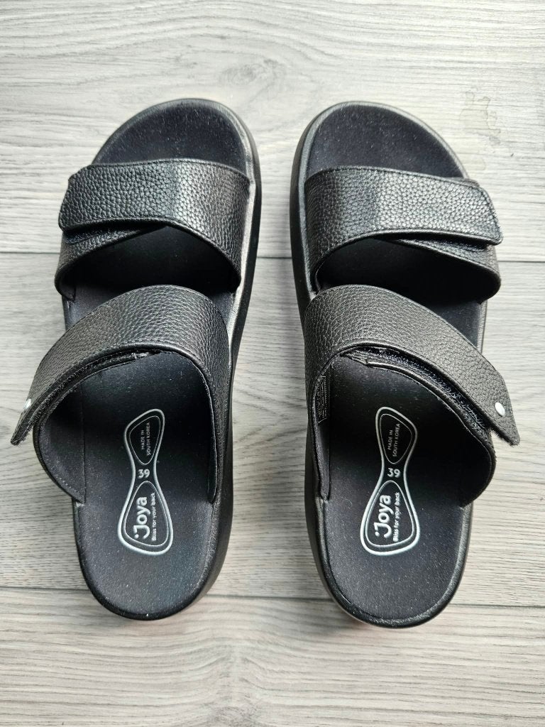 Joya slippers Vienna maat 39, Kleding | Dames, Schoenen, Slippers, Zwart, Ophalen of Verzenden, Zo goed als nieuw