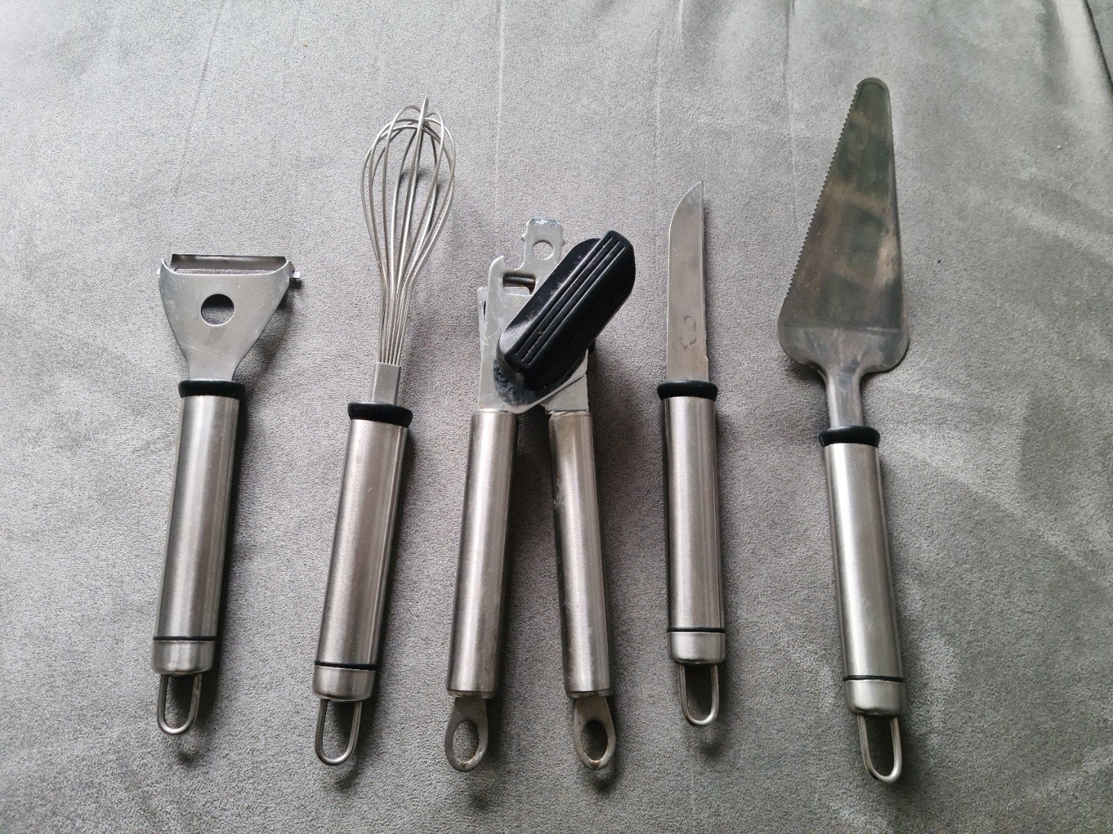 diverse bordjes, kopjes, bakjes schalen, Ophalen, Overige stijlen, Kop(pen) en/of Schotel(s)