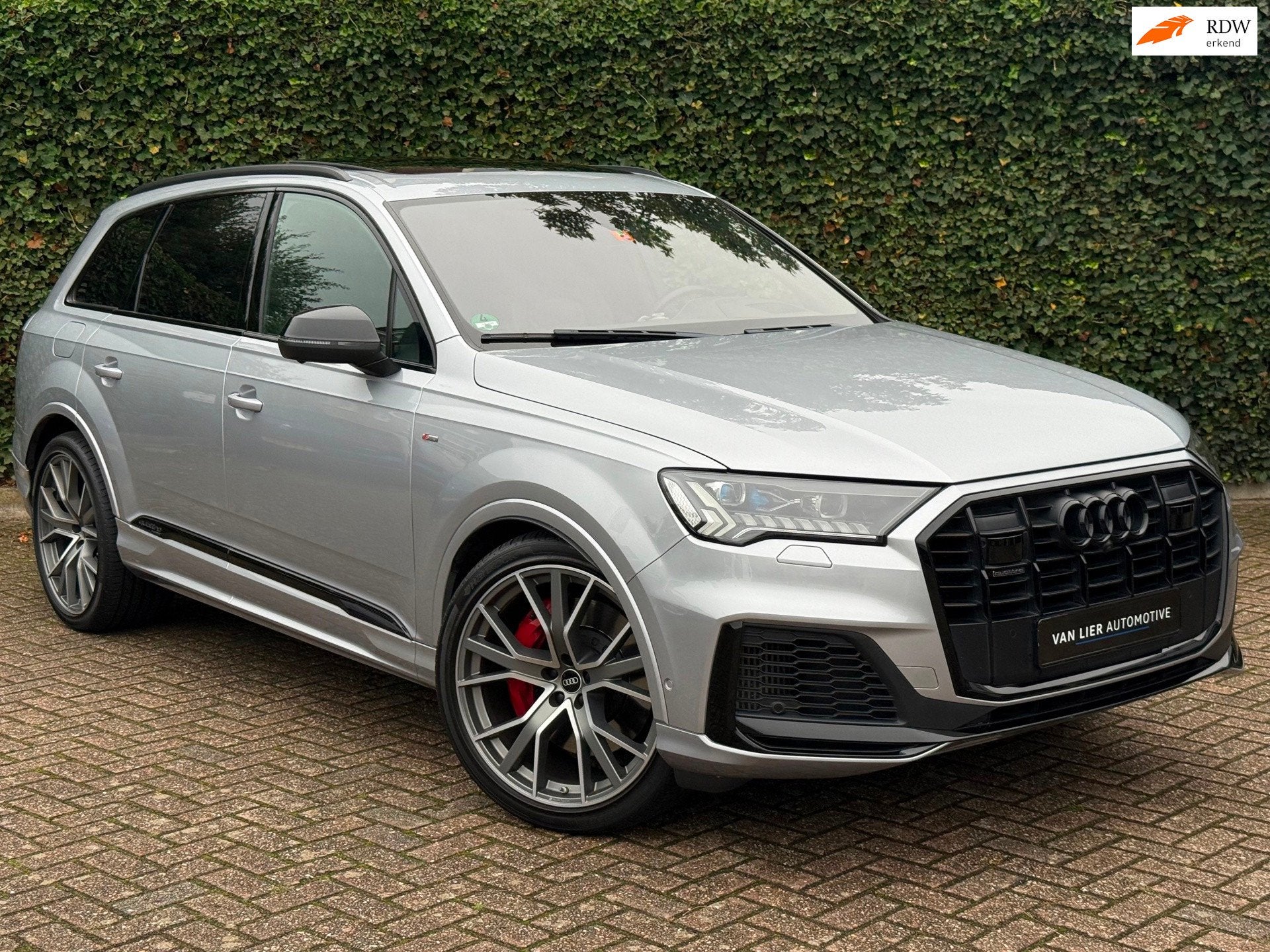 Audi Q7 60 TFSI e quattro Competition | SOH 92% | Pano | RS-, Auto's, Automaat, Dealer onderhouden, Gebruikt, 2995 cc
