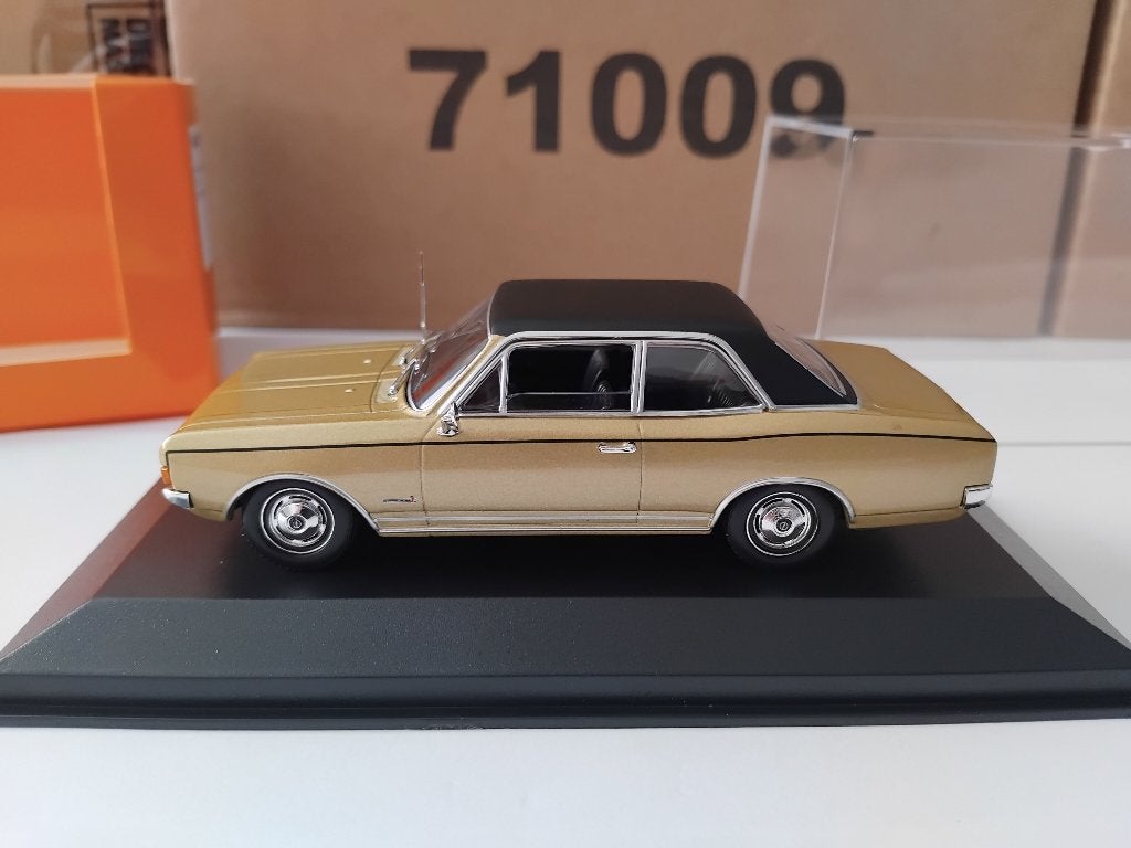Opel Commodore, 1/43, Maxichamps, Overige merken, Auto, ., Nieuw
