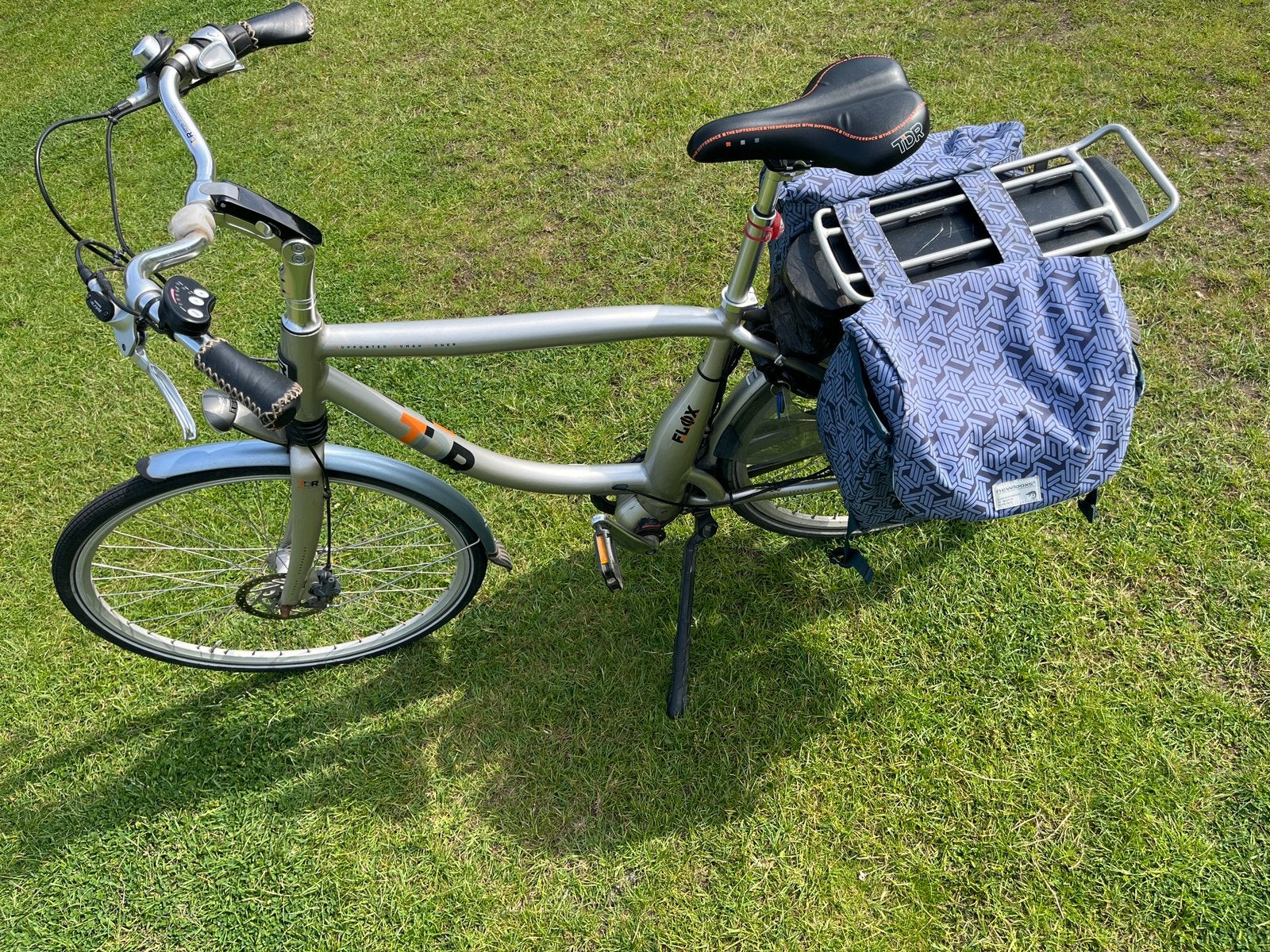 Flox met elektrische Nuvinci en goede accu, Ophalen, Zo goed als nieuw, Frame