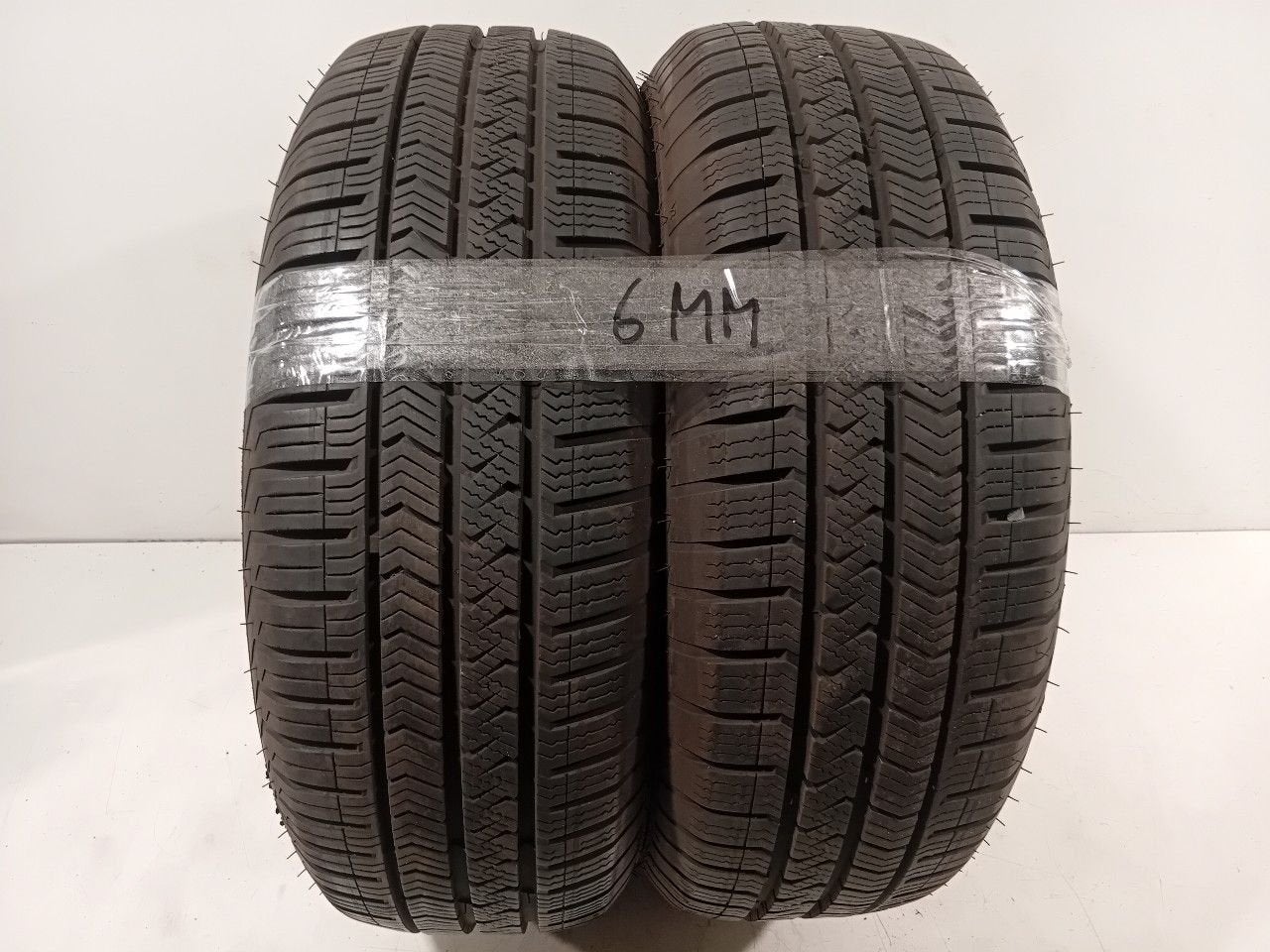 Bandenset 2 stuks 4-Seizoenen 175 65 R15, Auto-onderdelen, Onderdelen@venauto.nl, Van der Ven Autorecycling B.V., Gebruikt, 15 inch