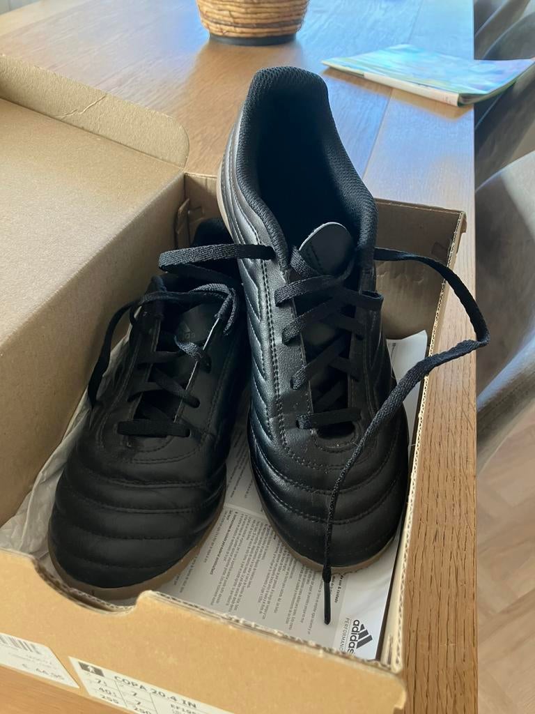 Nieuwe zaalvoetbalschoenen, Ophalen, Maat XS of kleiner, Schoenen, Nieuw