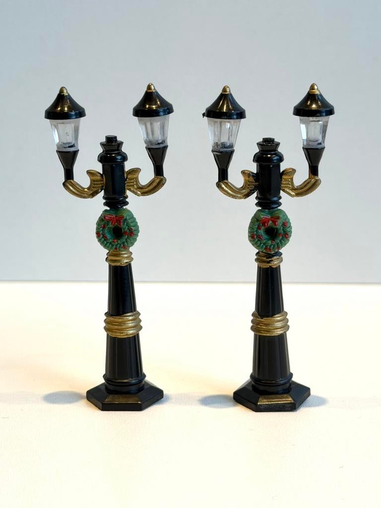 Christmas Village - Street Lantarns, set of 2, Verzenden