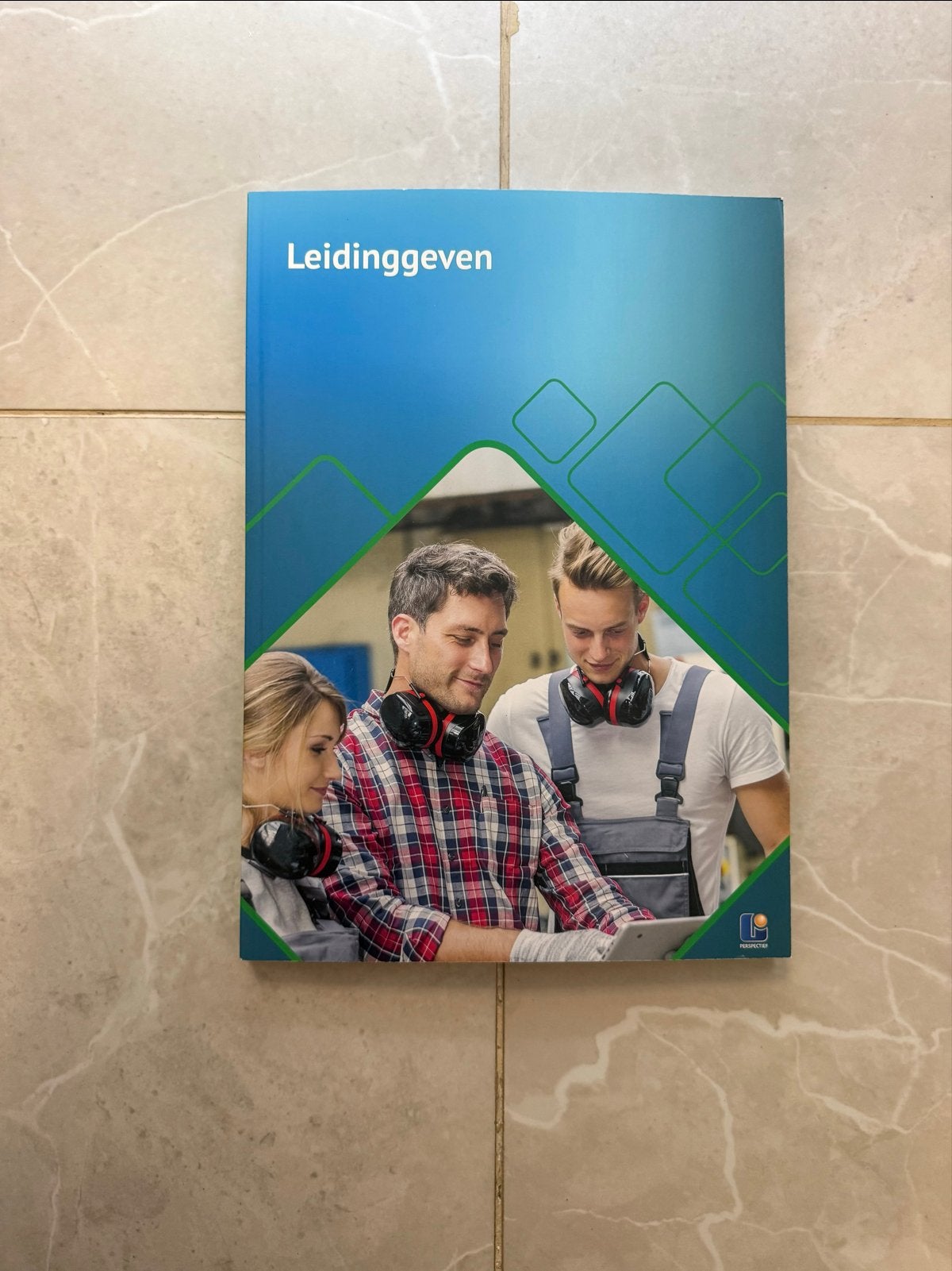 Leidinggeven - Nieuw boek met ongebruikte digitale leeromgev, Verzenden, Gamma, Nieuw, MBO