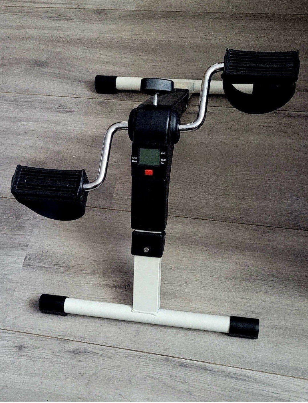 Mini Hometrainer - Compact en Efficiënt voor Thuis, Armen, Ophalen of Verzenden, Zo goed als nieuw, Metaal