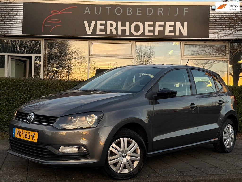 Volkswagen Polo 1.0 Comfortline - CARPLAY - AIRCO - 5 DEURS, Stof, Euro 6, Handgeschakeld, 955 kg
