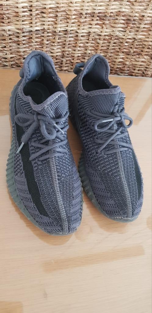 Yeezy Adidas sneaker grijs mt 47, Kleding | Heren, Schoenen, Overige kleuren, Ophalen of Verzenden, Zo goed als nieuw, Adidas Yeezy
