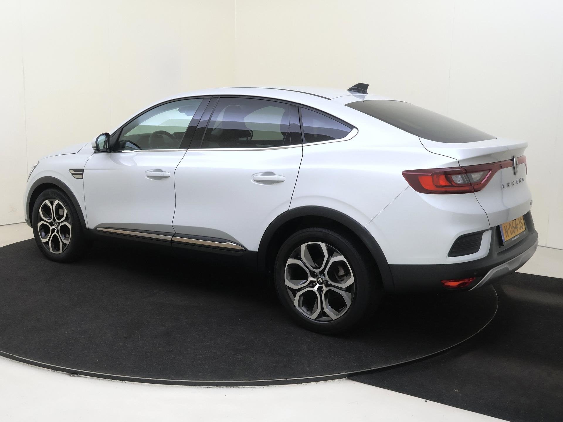 Renault Arkana 1.6 E-Tech Hybrid 145 Intens | Google Navigat, Auto's, Gebruikt, Euro 6, Wit, Origineel Nederlands