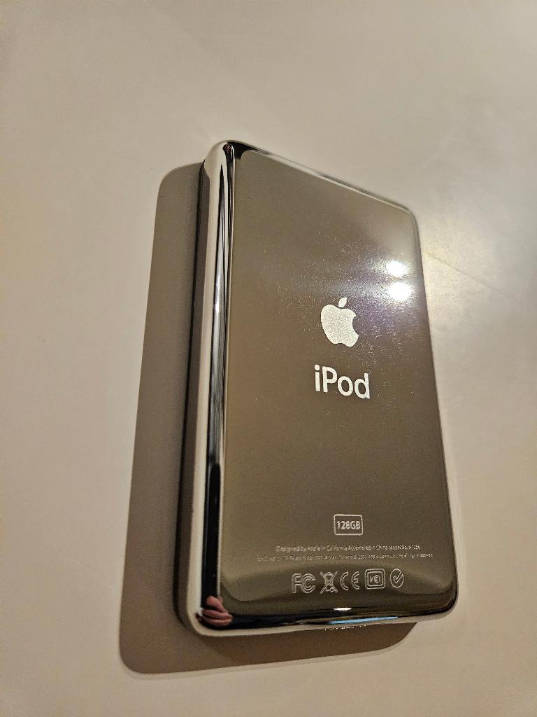 iPod Classic 128 GB SSD, 40 GB en meer, Classic, Zwart, Refurbished