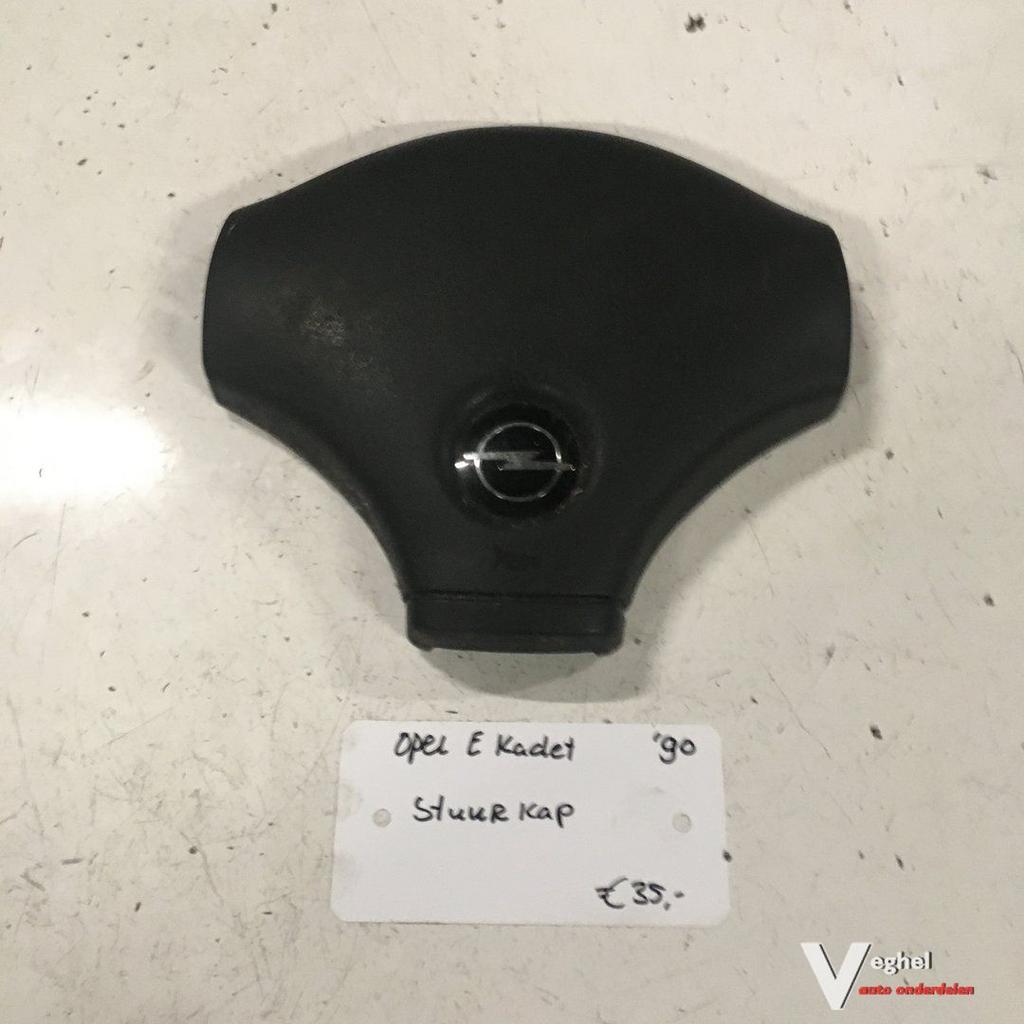 Opel E Kadet 1.4 1990 Stuurkap in het midden van het stuur