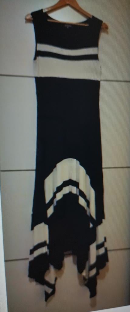 Jurk van phase Eight, Maat 38/40 (M), Phase eight, Gedragen, Onder de knie