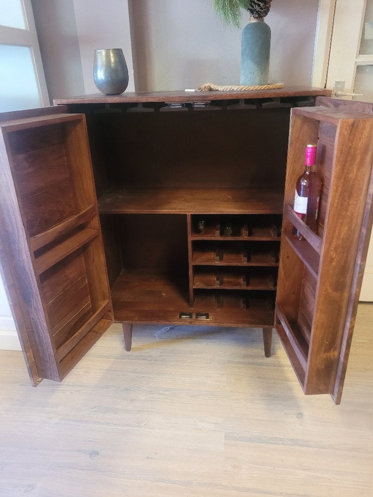 *OPRUIMING* Barkast Falcone Acacia Walnut €719,- NU €499 (11, Met deur(en), 100 tot 150 cm, Nieuw, Ophalen of Verzenden