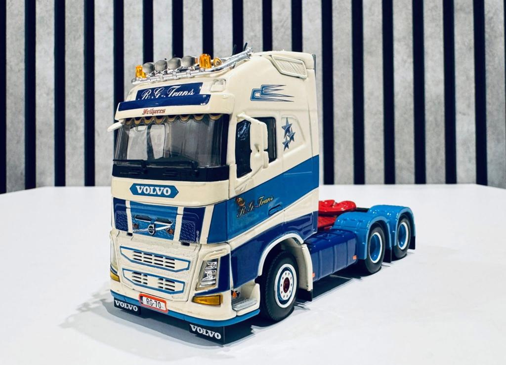 Volvo R.G. TRANS OY Wsi 1:50 (01-2232), Hobby en Vrije tijd, Modelauto's | 1:50, Ophalen of Verzenden, Nieuw, Bus of Vrachtwagen