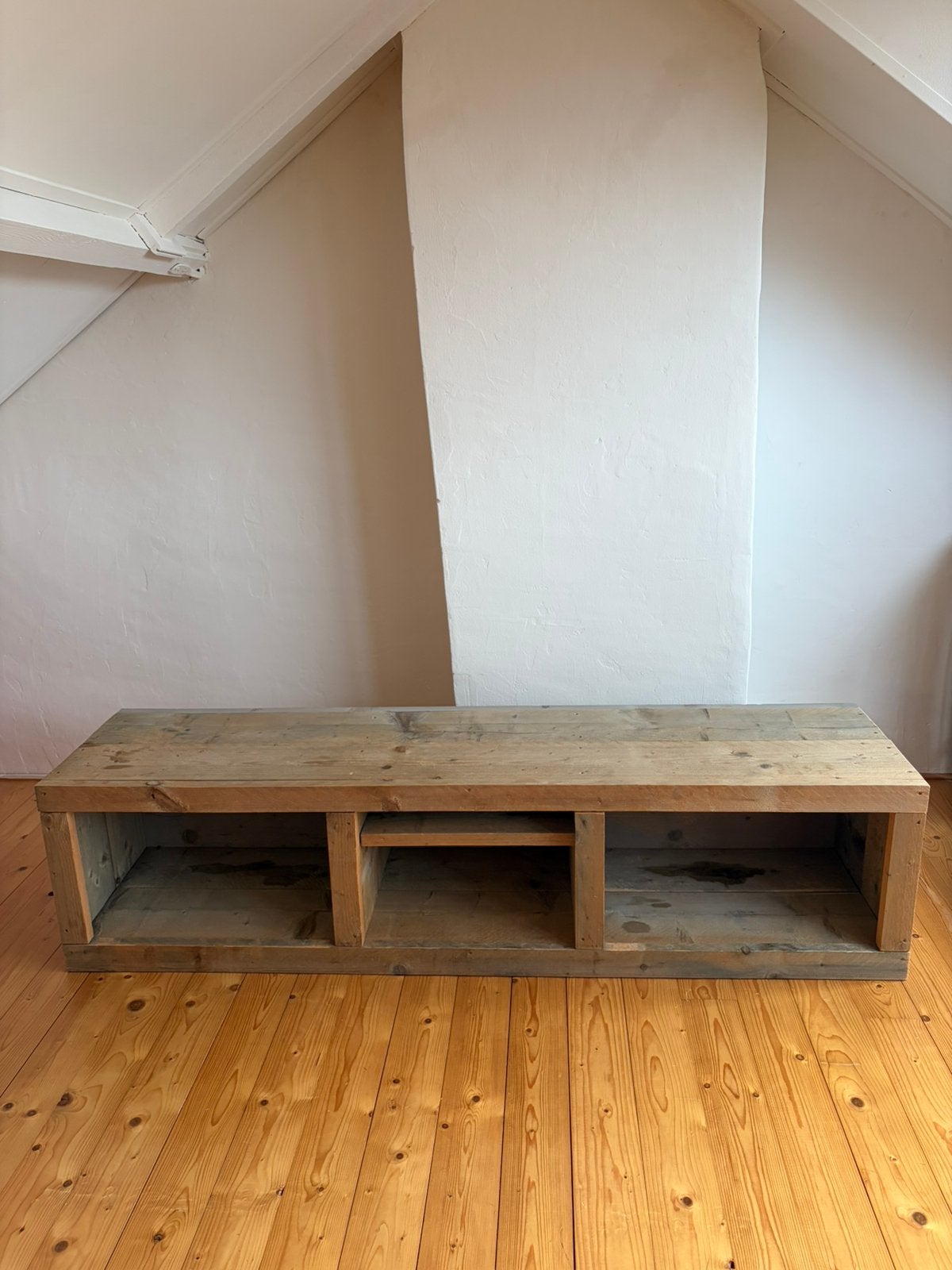 Rustiek steigerhouten tv meubel, 150 tot 200 cm, Ophalen of Verzenden, Zo goed als nieuw, Minder dan 100 cm