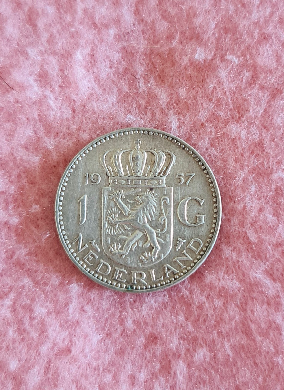 Zilveren 1 gulden munt uit 1957 - A30, Postzegels en Munten, Munten | Nederland, 1 gulden, Koningin Juliana, Zilver, Ophalen of Verzenden