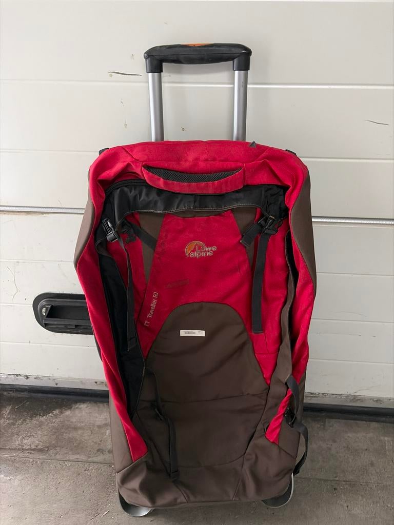 Lowe Alpine TT Traveller 60 - Rode reistas met wieltjes, 30 cm of meer, Ophalen of Verzenden, Zo goed als nieuw, 60 tot 80 cm