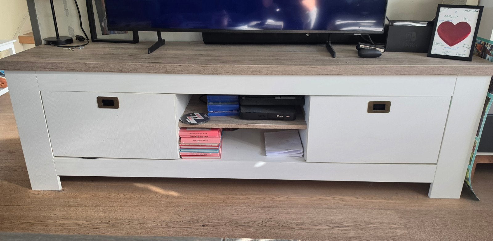 Tv-kast/meubel wit met houtlook blad - Zeer nette staat, Ophalen, 100 tot 150 cm, Zo goed als nieuw, Minder dan 100 cm