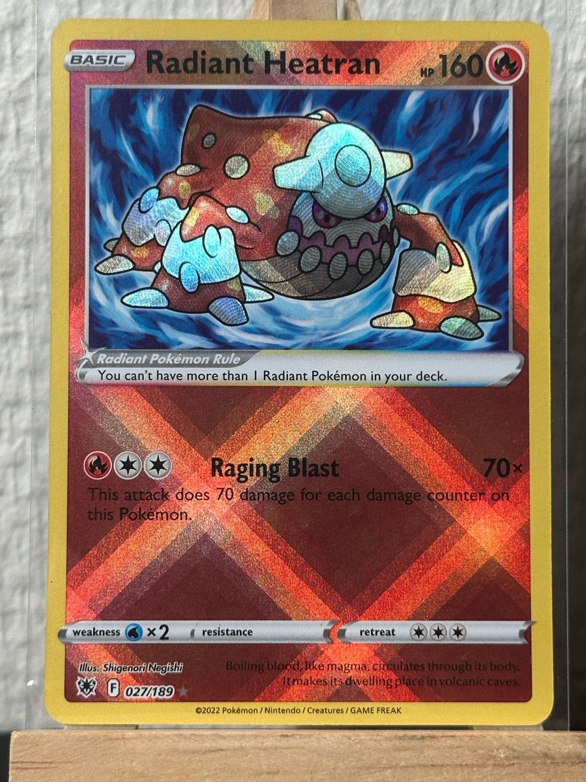 Radiant Heatran (ASR 027) Astral Radiance Pokémon Kaart, Ophalen of Verzenden, Zo goed als nieuw, Losse kaart, Foil