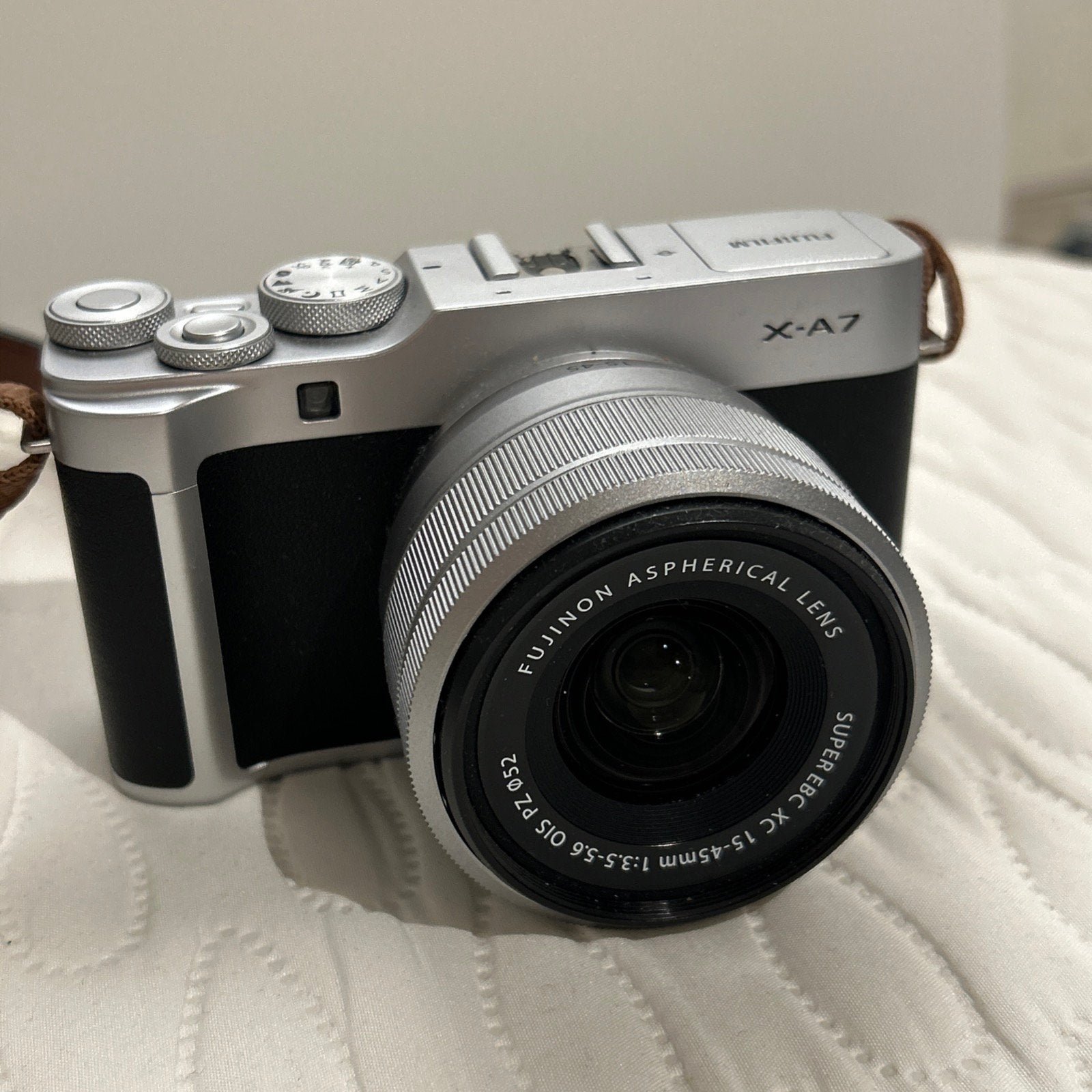 Fujifilm X-A7 met XC 15-45mm lens, Ophalen of Verzenden, Zo goed als nieuw, Fujifilm, Lensdop