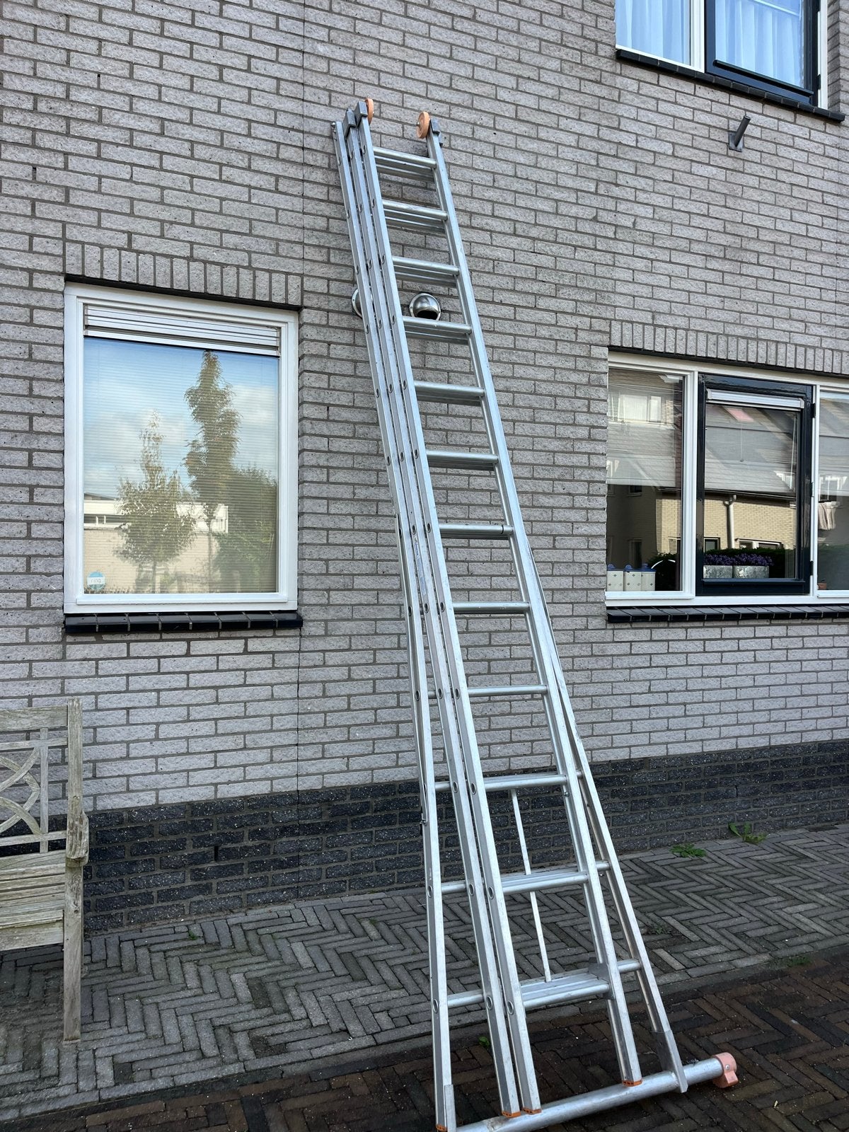 Wienese professionele 3-delige schuifladder 3x12 sporten, Doe-het-zelf en Verbouw, Ophalen, Gebruikt, Ladder, Opvouwbaar of Inschuifbaar