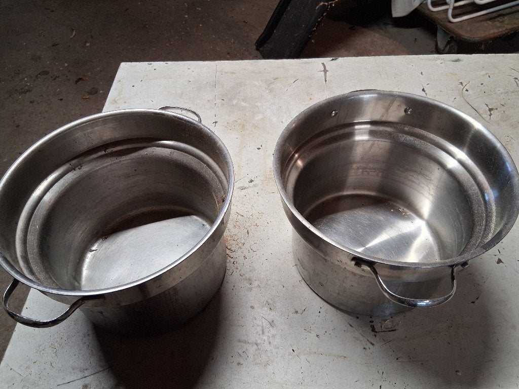2 RVS drinkbakken, Dieren en Toebehoren, Ophalen of Verzenden, Gebruikt