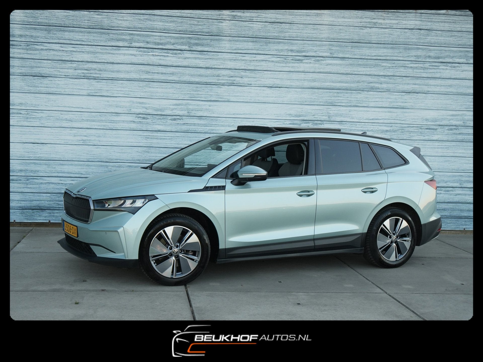 Skoda Enyaq iV 60 Carplay Navi Pano Leer Camera Soh 93.5%., Automaat, Achterwielaandrijving, Gebruikt, Zwart