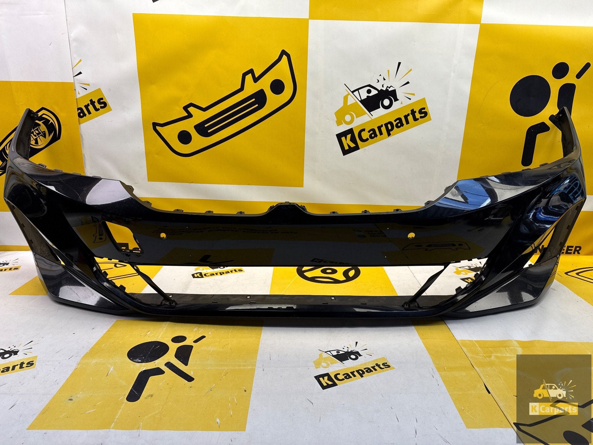 Voorbumper BMW 3 Serie G20 G21 51115A1BF40 6xPDC Bumper, Petuelring 130
80788  Munich, DE, Gebruikt, Voor, Info@bmw.de