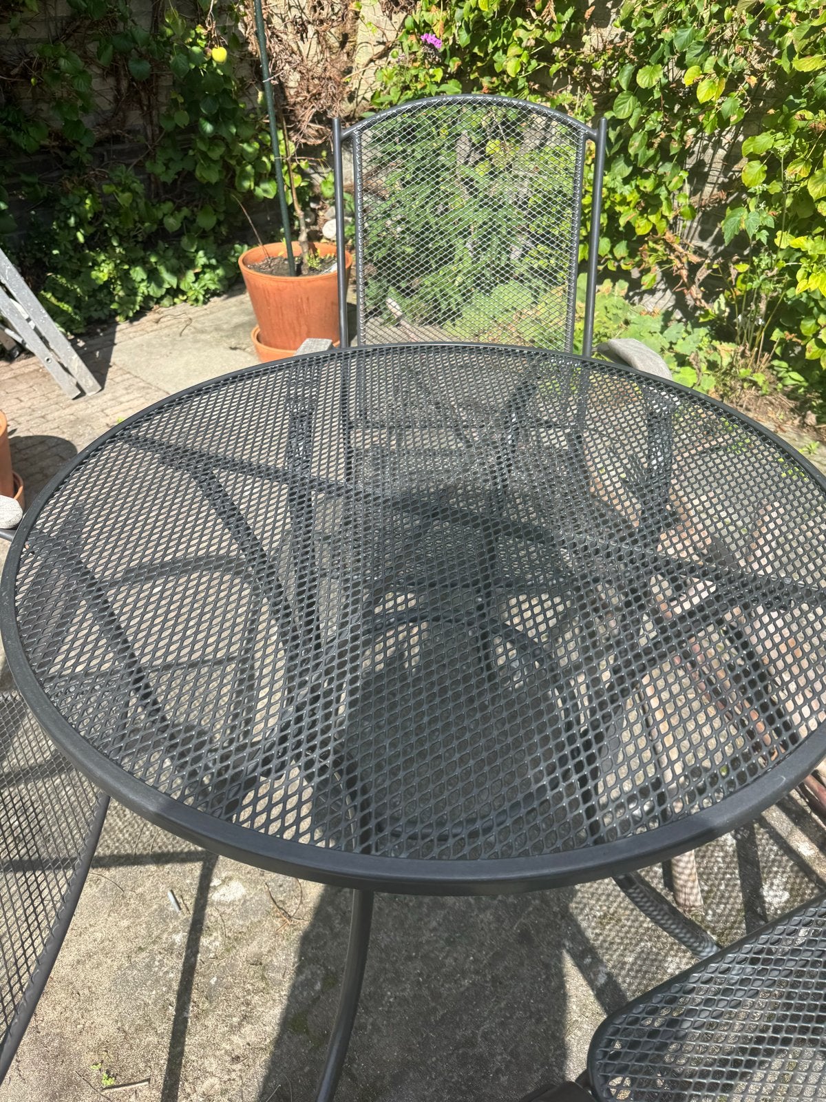 Zwarte metalen tuinset met tafel en stoelen, Overige materialen, Gebruikt, Eettafel, Tuinset