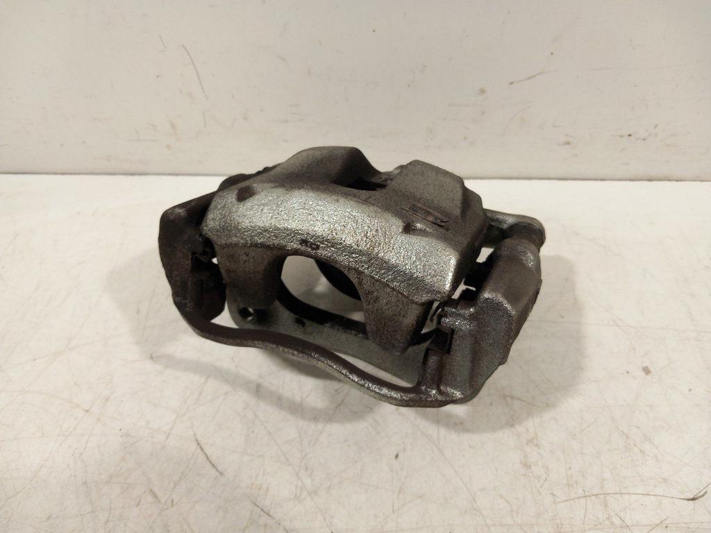 Remklauw links voor Toyota C-HR, Onderdelen@venauto.nl, Van der Ven Autorecycling B.V., Gebruikt, Ettenseweg 76, 4706 PB Roosendaal, The Netherlands
