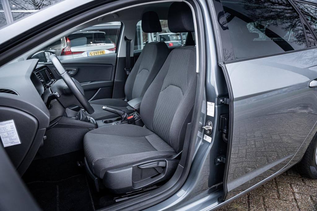 Seat Leon ST 1.0 EcoTSI Style Connect|Cruise|Navi|LED|Carpla, Auto's, Voorwielaandrijving, Stof, Gebruikt, Leon