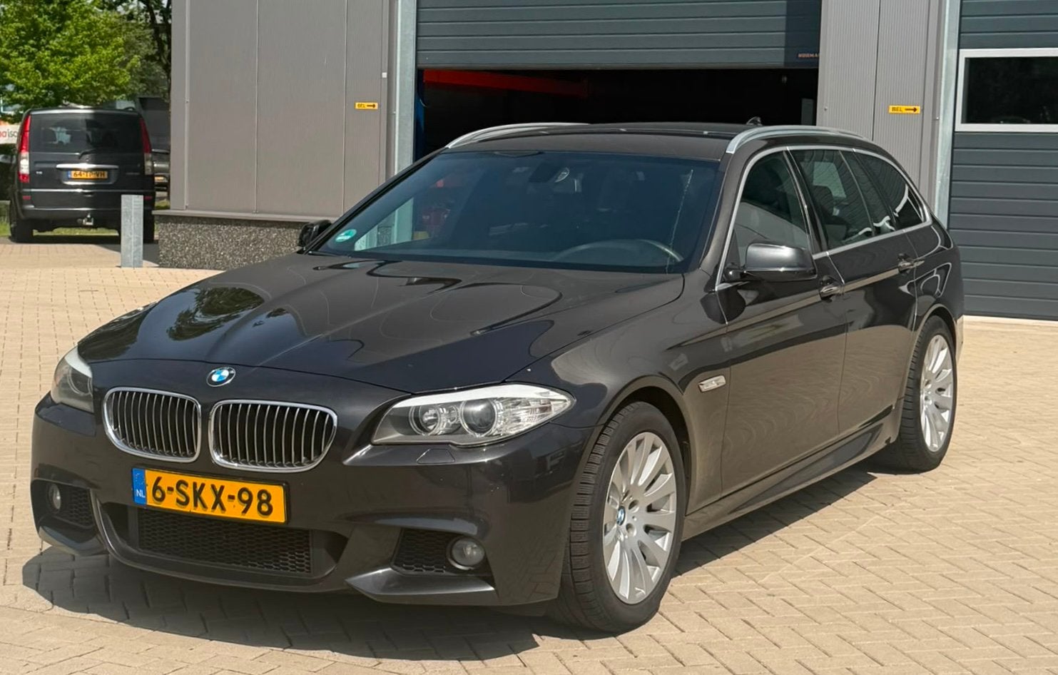 ‼️BMW M-SPORT 520I 2.0i 185PK AUT/8 TOURING EXECUTIVE ZWART, Auto's, BMW, Automaat, Euro 5, Zwart, 4 cilinders