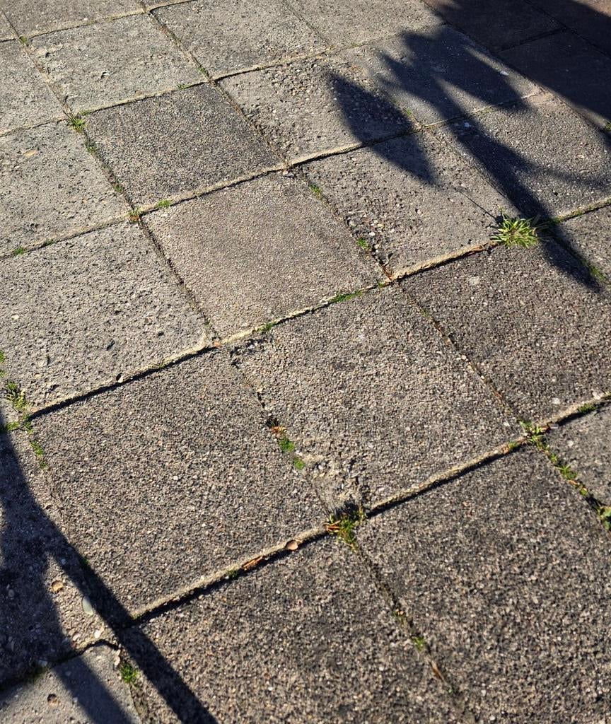 Gratis 25m2 tegels, Tuin en Terras, Ophalen, Beton, Terrastegels