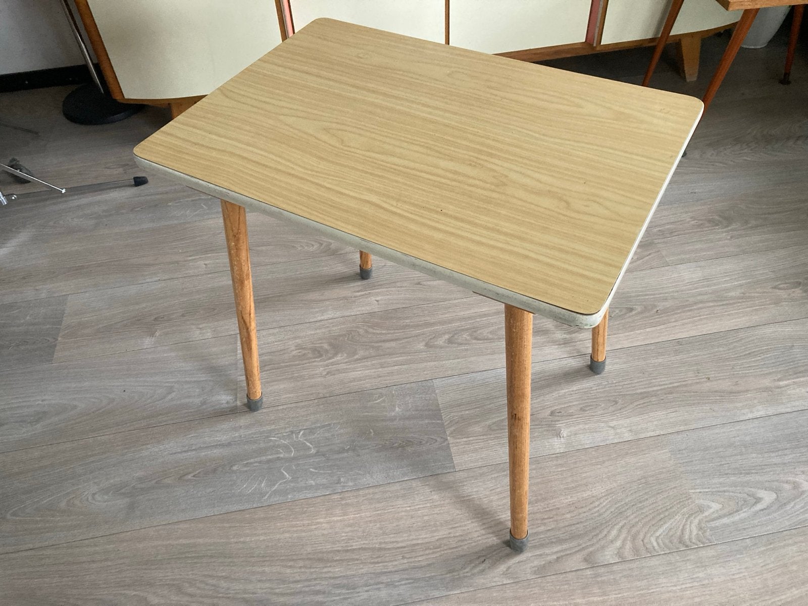 Vintage bijzettafel Van der Woude Veendam, 45 tot 60 cm, Gebruikt, Rechthoekig, Hout