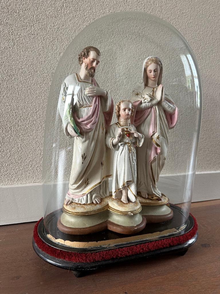 Beeld onder glazen stolp, Ophalen