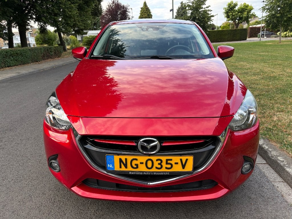 Mazda 2 1.5 SkyActiv Automaat | 45.000 km | Soul Red, Stof, 40 €/maand, 4 cilinders, Particulier