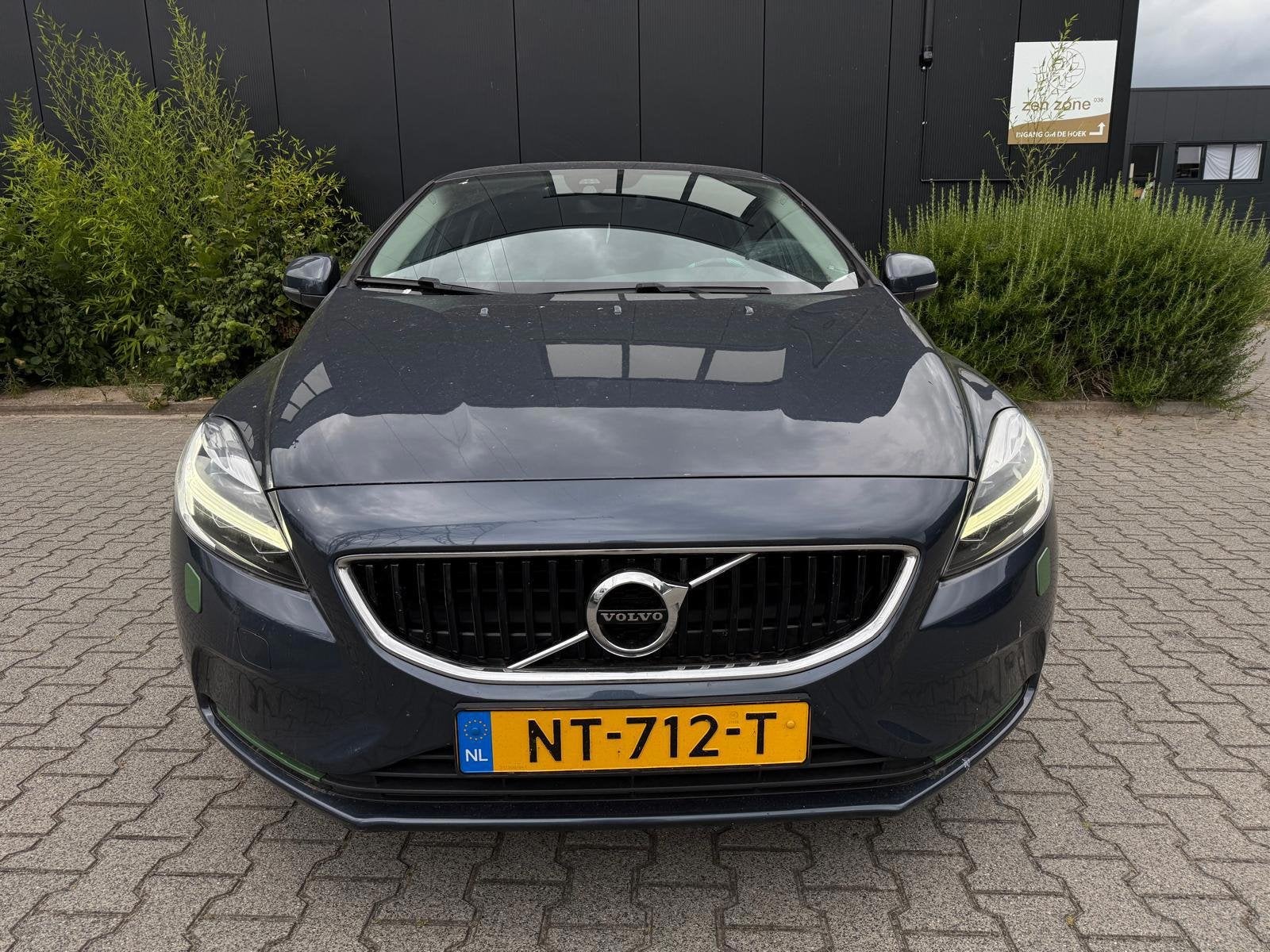 Volvo V40 2.0 D2 Nordic+, Voorwielaandrijving, Gebruikt, Euro 6, 4 cilinders
