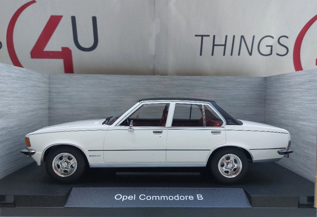 MCG 1:18 Opel Commodore B wit/zwart nieuw in verpakking, Ophalen of Verzenden, Nieuw, Auto, Overige merken