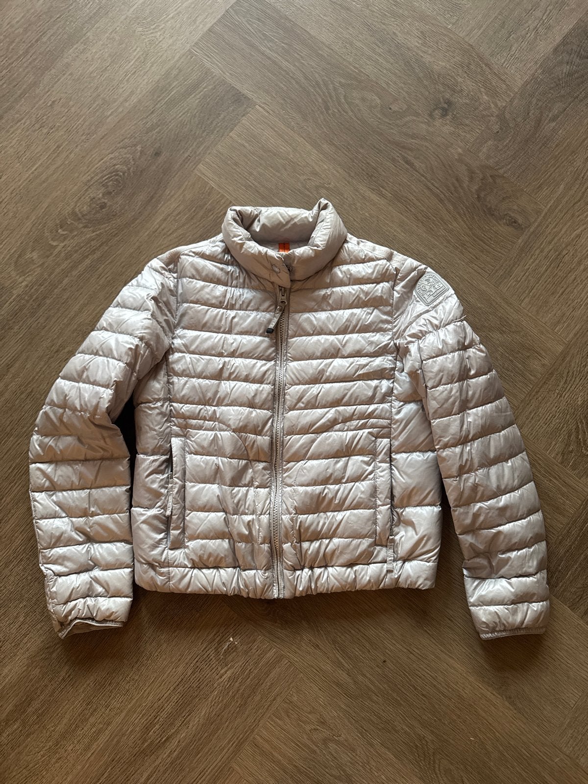 Parajumpers Techno Puffer Jas - Lichtgrijs/Beige, Ophalen, Zo goed als nieuw, Maat 34 (XS) of kleiner, Beige