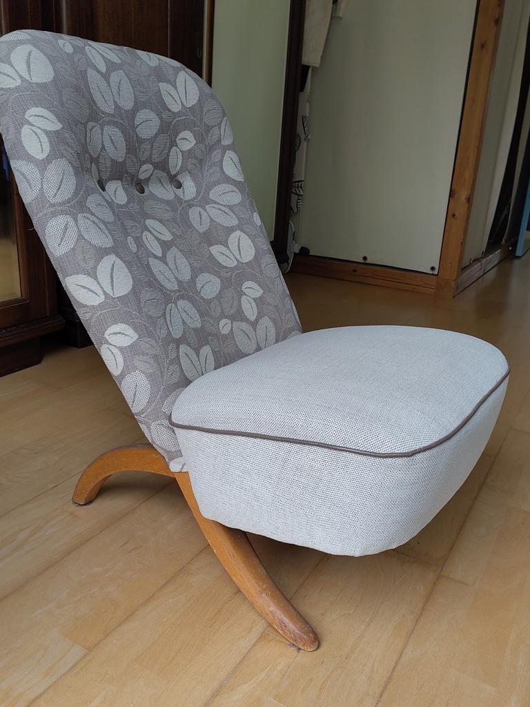 Artifort stoeltje, Ophalen, 75 tot 100 cm, 50 tot 75 cm