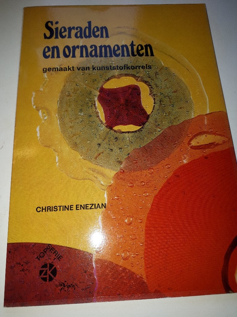 Sieraden en ornamenten. Gemaakt van kunststofkorrels, Boeken, Ophalen of Verzenden, Gelezen, Overige onderwerpen