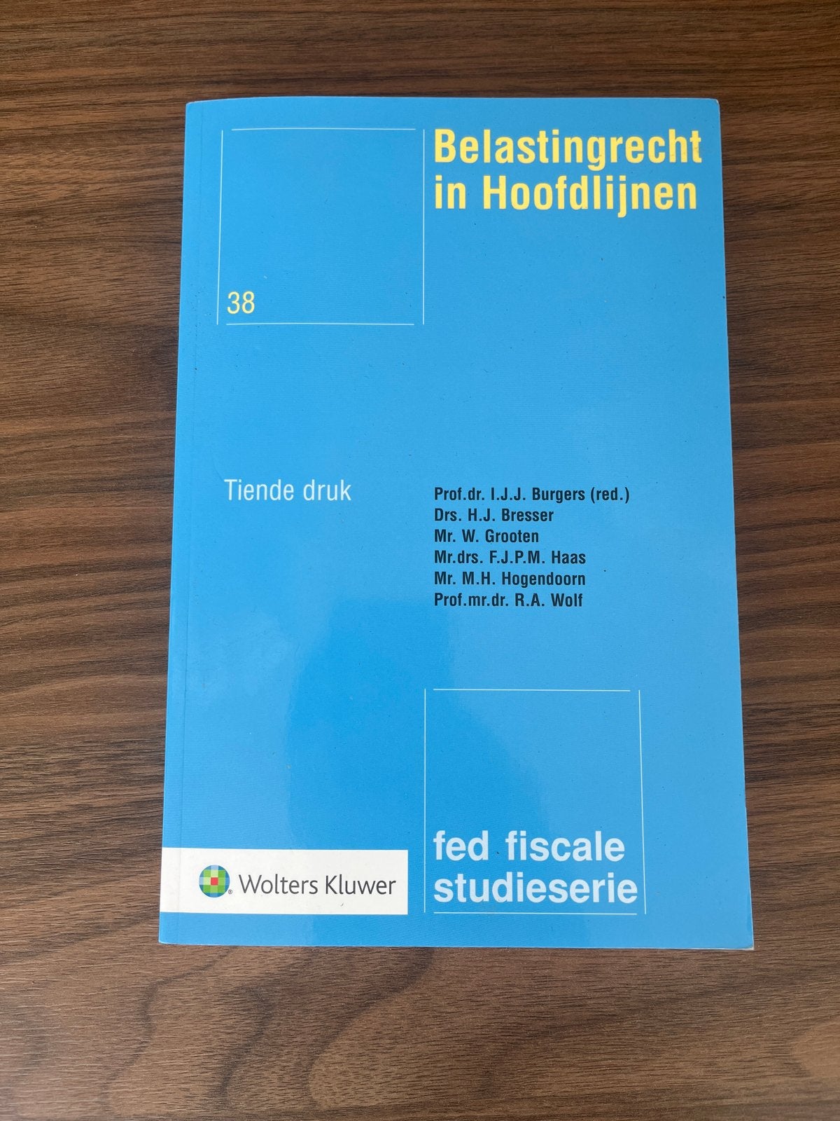 Belastingrecht in Hoofdlijnen - 38e editie Tiende druk, Boeken, Ophalen of Verzenden, Gamma, Zo goed als nieuw, WO