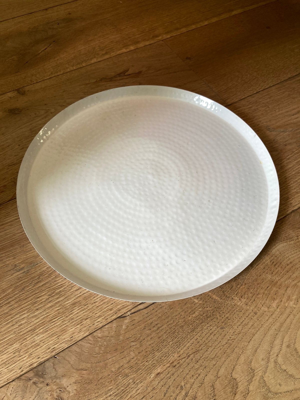 Hema kaarsenonderzetter kaarsenplateu kaarsenbord gehamerd, Wit, Nieuw, Ophalen of Verzenden, Metaal
