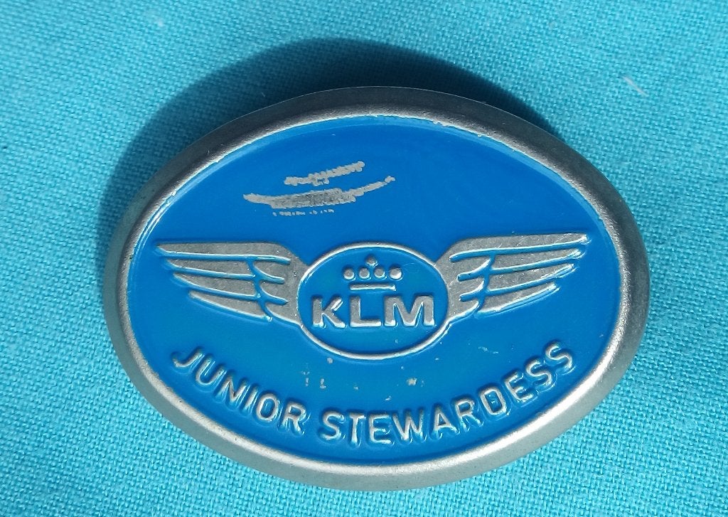 KLM JUNIOR STEWARDESS WINGS LUCHTVAART INSIGNE UIT JAREN ‘70, Verzenden, Zo goed als nieuw, Patch, Badge of Embleem