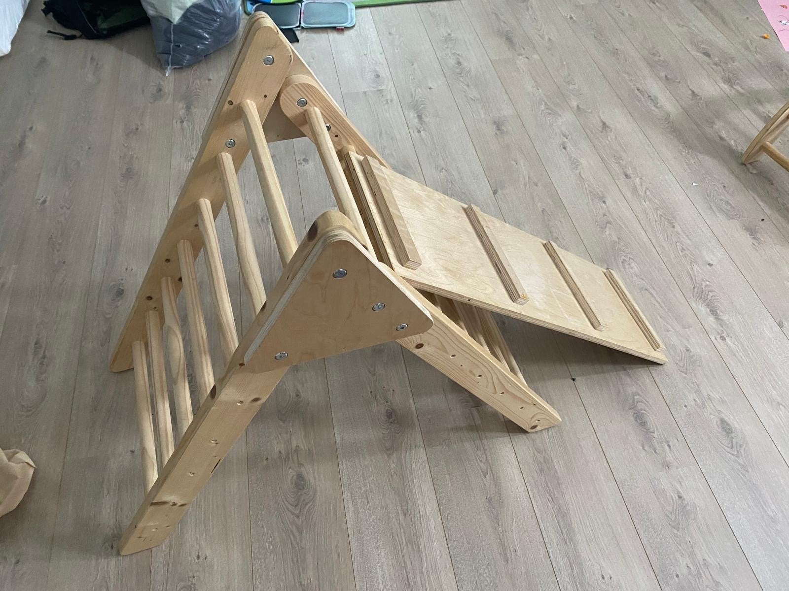 Houten Klimrek met Glijbaan en Schommel/Wip, Ophalen, Zo goed als nieuw, Glijbaan