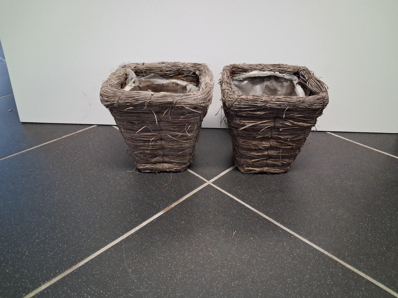Set van 2 rieten bloempotten, Overige materialen, Gebruikt, Minder dan 30 cm, Minder dan 60 cm