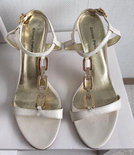 Gebroken witte hakken maat 38!, Kleding | Dames, Schoenen, Pumps, Verzenden, Wit, Gedragen