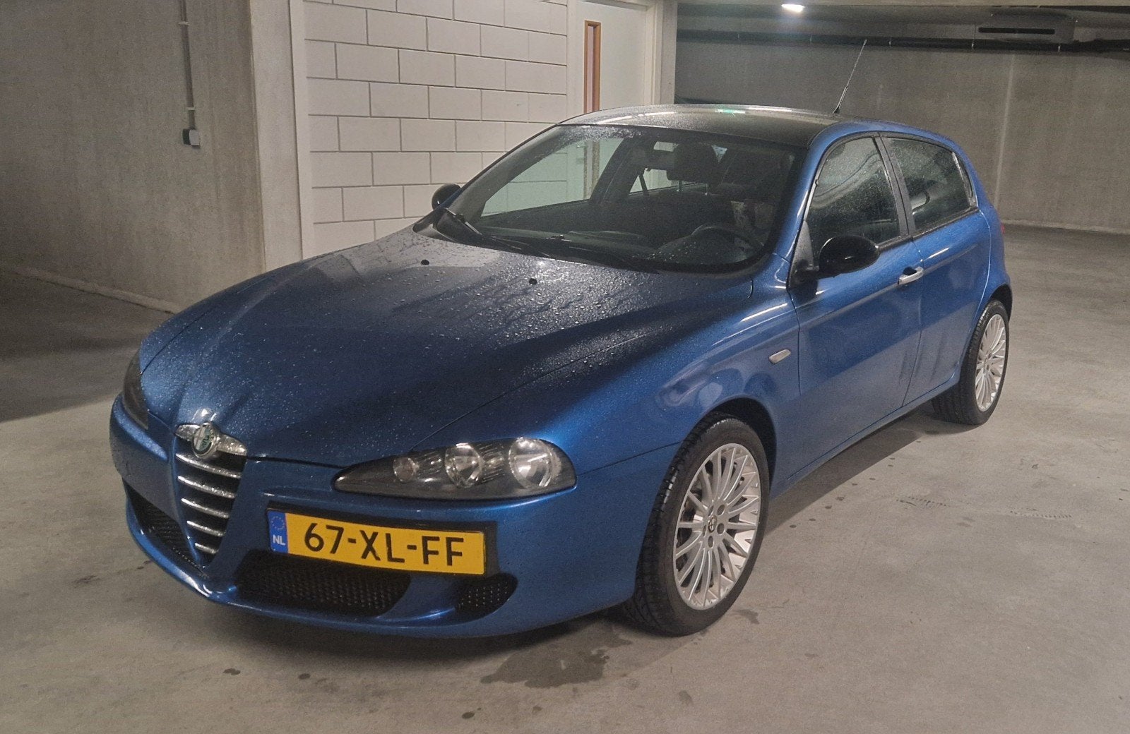 Alfa Romeo 147 1.6 T.spark 16V 77KW 5DR 2007 Blauw, Auto's, Alfa Romeo, Voorwielaandrijving, 4 cilinders, Origineel Nederlands