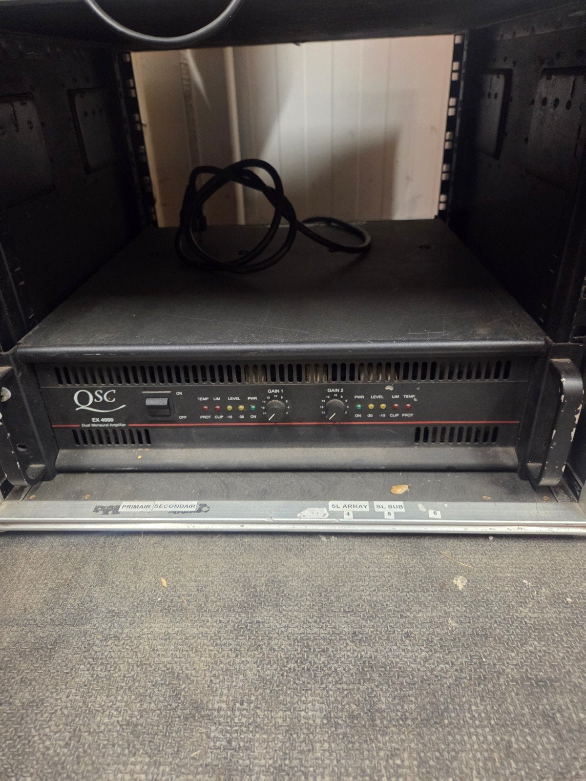 QSC EX 4000 Dual Mono Amplifier - Krachtige Eindversterker, 120 watt of meer, Ophalen, Overige merken, Gebruikt